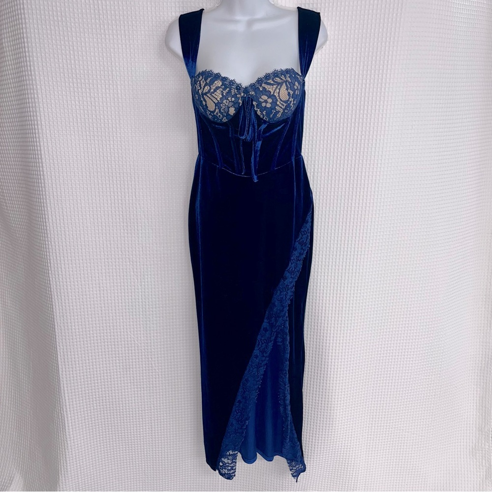 Cherley ladies teal lace velvet maxi dress size medium ￼